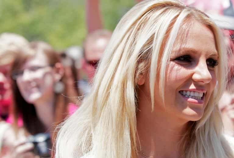 Britney Spears Gets Up and Dances at X Factor USA Auditions