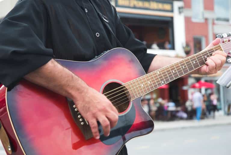 Keep it Down Buskers! Dublin City Council Clamps Down on Street Performers Keep it Down Buskers! Dublin City Council Clamps Down on Street Performers