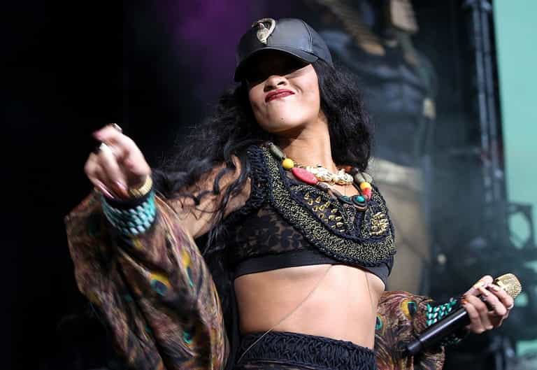 Rihanna Doesn’t Stay Demure For Too Long As She Tweets Bikini Hammock Pic Rihanna Doesn’t Stay Demure For Too Long As She Tweets Bikini Hammock Pic