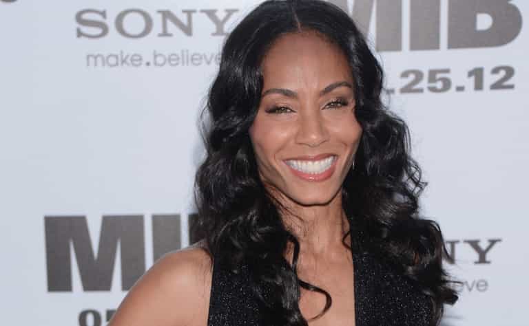 Jada Pinkett Smith Tweets a Photo of Her Bikini Body Jada Pinkett Smith Tweets a Photo of Her Bikini Body