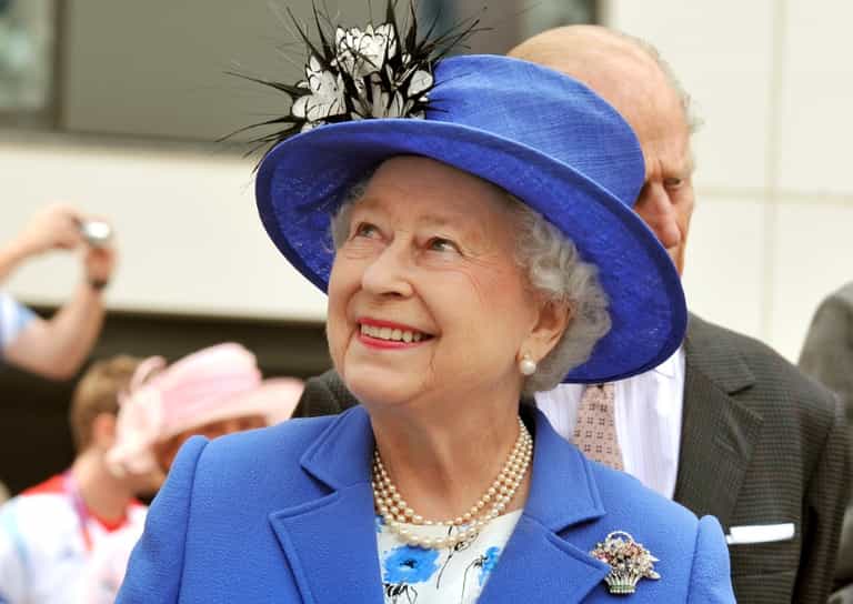 David Cameron Reveals That The Queen is Dizzee Rascal’s Biggest Fan David Cameron Reveals That The Queen is Dizzee Rascal’s Biggest Fan