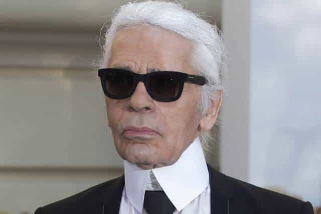 “She’s The One!” Karl Lagerfeld Loves His Cat a Little Too Much… “She’s The One!” Karl Lagerfeld Loves His Cat a Little Too Much…
