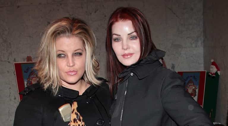 Priscilla and Lisa Marie greet Elvis Presley Fans on the 35th Anniversary of His Death Priscilla and Lisa Marie greet Elvis Presley Fans on the 35th Anniversary of His Death