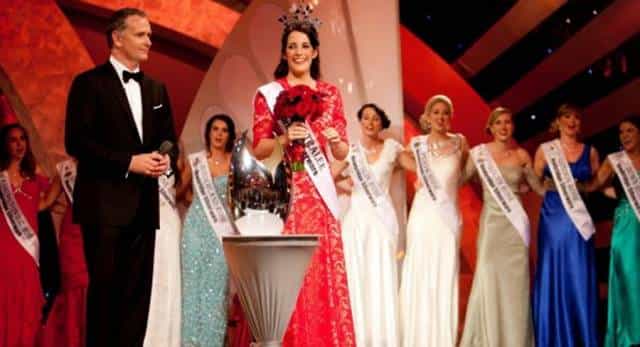 Daíthí Ó’Sé Tells Rose of Tralee Critics To Put A Sock In It Daíthí Ó’Sé Tells Rose of Tralee Critics To Put A Sock In It