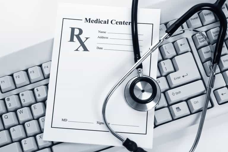 Paging Dr Google: 9 out of 10 Irish People Turn to the Internet Instead of a Doctor When They’re Sick