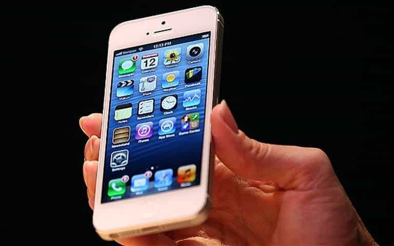 The Wait Is Over… The iPhone 5 Arrives In Irish Stores