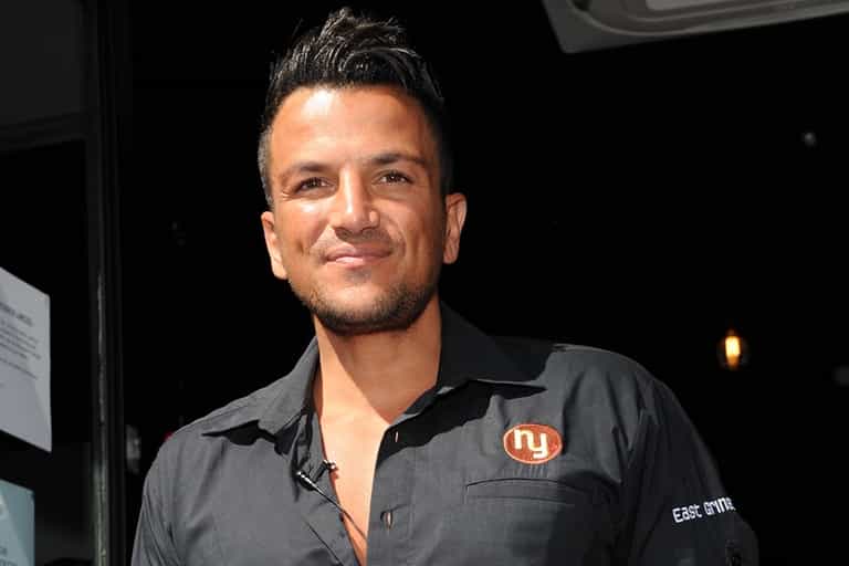 Peter Andre Wants Plastic Surgery Because his Younger Girlfriend is Making him “Look old”