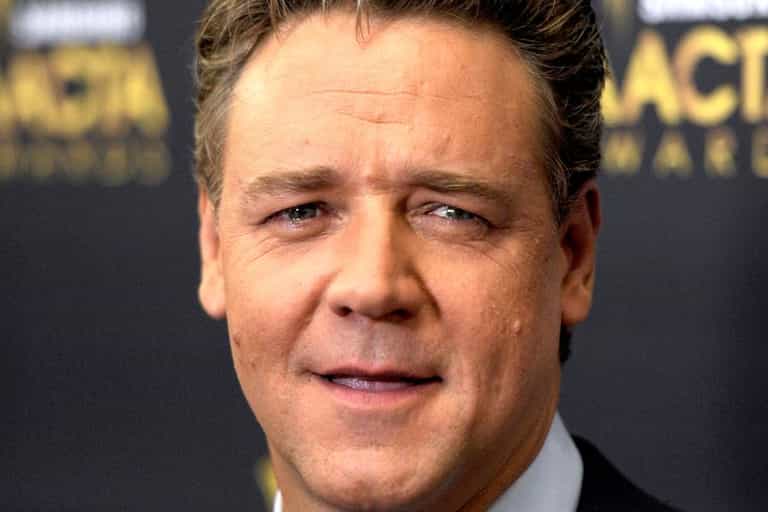 Russell Crowe Used To Have A VERY Famous Prank Caller