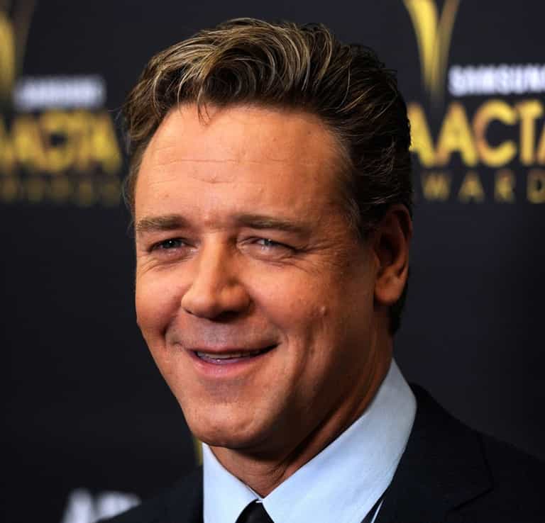 Grab A Sponge And Clean Yourself Crowe! Russell Decides To Skip Showers For New Role