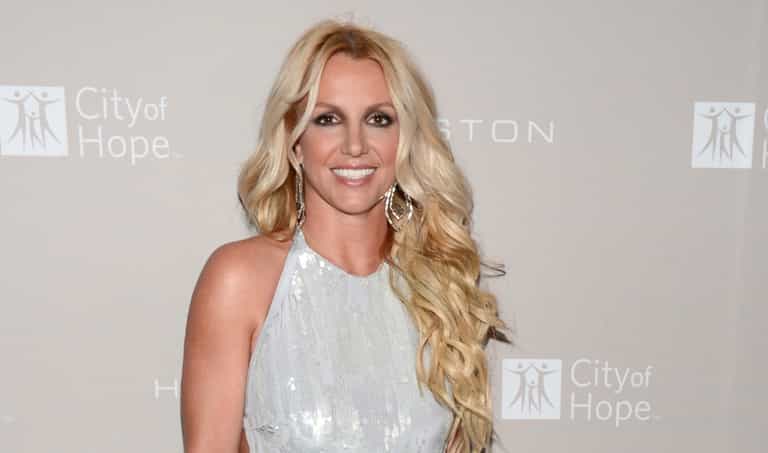 Is It A Bird? Is It A Plane? No! It’s Super Britney! Is It A Bird? Is It A Plane? No! It’s Super Britney!