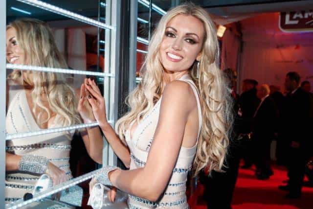 Rosie Gets A Call From Hef And Gets Set To Become The First Irish Woman To Grace US Playboy Rosie Gets A Call From Hef And Gets Set To Become The First Irish Woman To Grace US Playboy