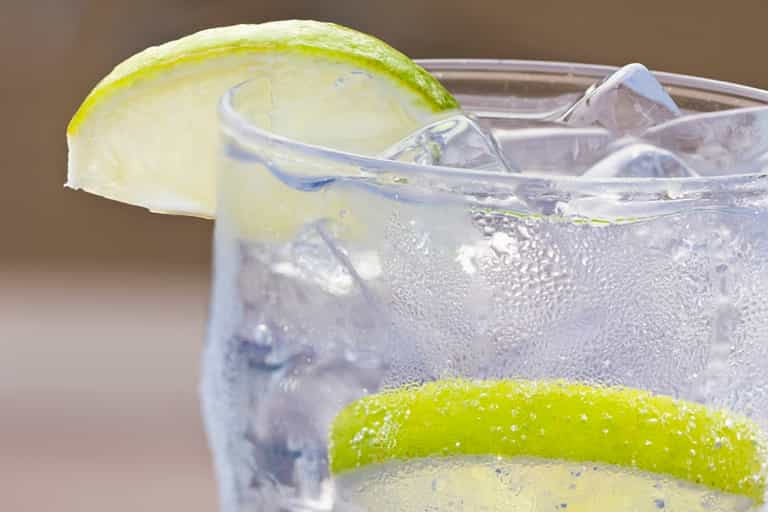Risky Drinks: Research Claims Fizzy Drinks Increase a Woman’s Chances of Having a Stroke Risky Drinks: Research Claims Fizzy Drinks Increase a Woman’s Chances of Having a Stroke