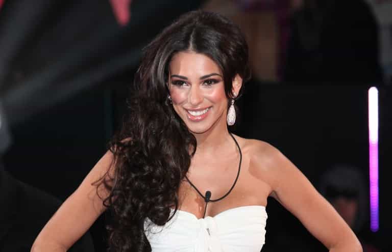 Irish Model Georgia Salpa Pips Kim Kardashian To The Style Post Irish Model Georgia Salpa Pips Kim Kardashian To The Style Post