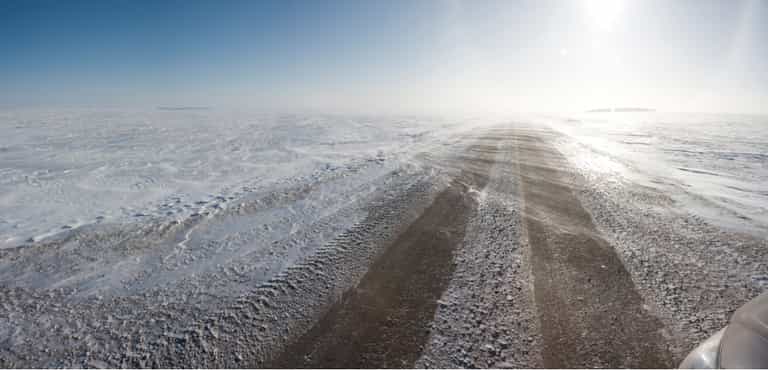Take It Easy On The Road Girls: Experts Warn Us Of The Bank Holiday Freeze Take It Easy On The Road Girls: Experts Warn Us Of The Bank Holiday Freeze