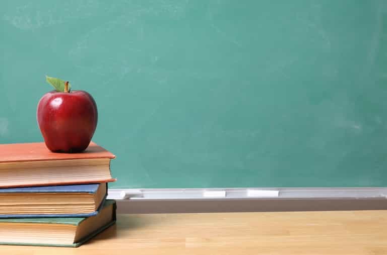Calling all Students! It’s Hard to be Healthy When You’re Studying for a Degree… Calling all Students! It’s Hard to be Healthy When You’re Studying for a Degree…