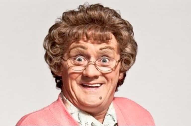 Isn’t It Well For Ye: A New Book Delves Into The Philosophy of The Irish Mammy Isn’t It Well For Ye: A New Book Delves Into The Philosophy of The Irish Mammy