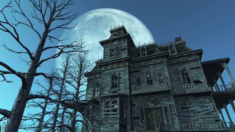 Date Night: Spook Yourselves Silly On A Ghostly Tour Date Night: Spook Yourselves Silly On A Ghostly Tour