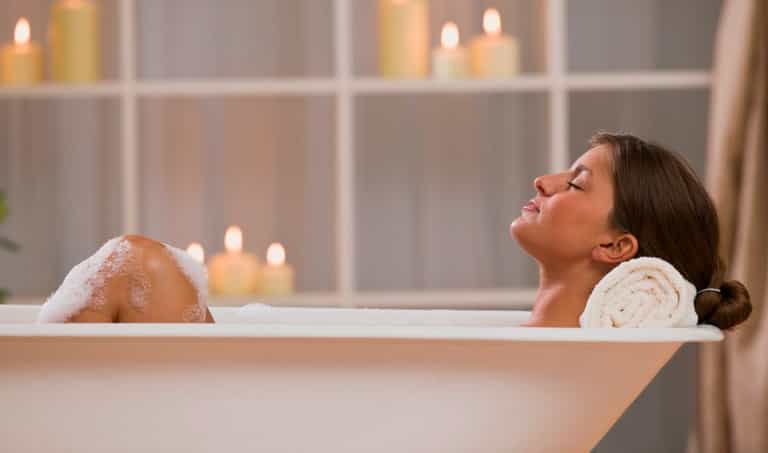 DIY Pampering – Turn Your Bathroom Into An At-Home Spa For Less Than €20 DIY Pampering – Turn Your Bathroom Into An At-Home Spa For Less Than €20