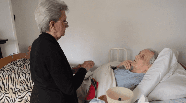 Film Student Captures Her Grandad’s Final Days Battling with Cancer in a Heartbreaking Video Diary