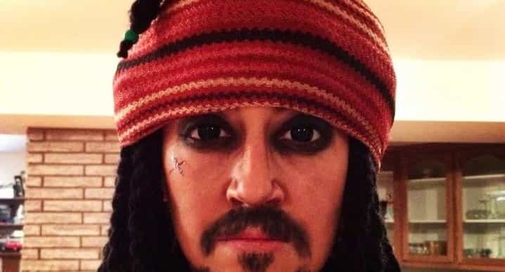 Kim Kardashian, Walter White and Jack Sparrow? Make Up Artist Transforms Herself into Pop Culture Stars Kim Kardashian, Walter White and Jack Sparrow? Make Up Artist Transforms Herself into Pop Culture Stars