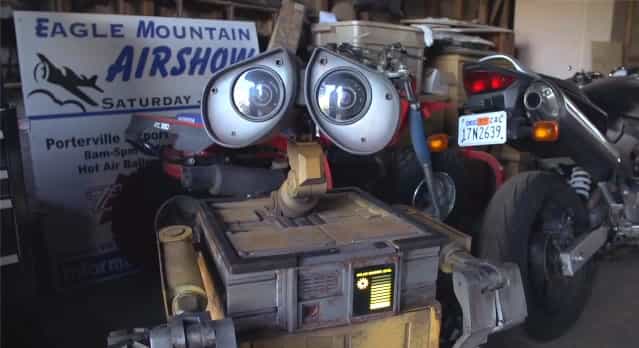 VIDEO: Amazing Inventor Creates a Real Life-Size Wall-E Robot VIDEO: Amazing Inventor Creates a Real Life-Size Wall-E Robot