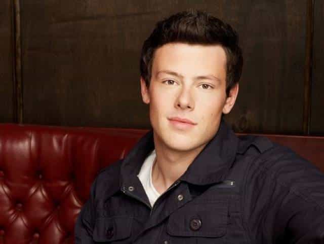 “Forever in our Hearts” – Glee Reveal Memorial Card Tribute to Cory Monteith “Forever in our Hearts” – Glee Reveal Memorial Card Tribute to Cory Monteith
