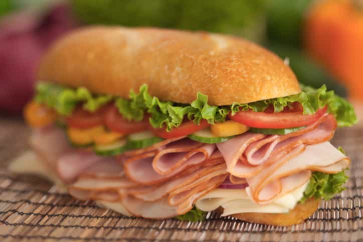“Make Me a Sandwich”: Boyfriend Says He’ll Propose to Girlfriend if she Makes Him 300 Sandwiches