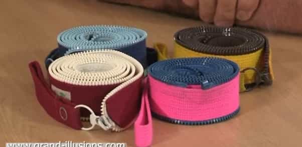 Video: The Perfect Pouch? Presenting the Very Versatile Japanese Zip Bag