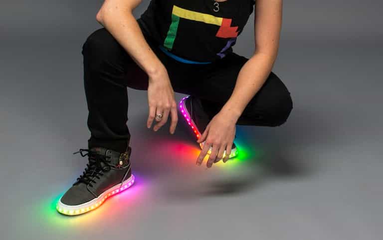How To: Make Your Own LED Shoes That Light Up When You Walk