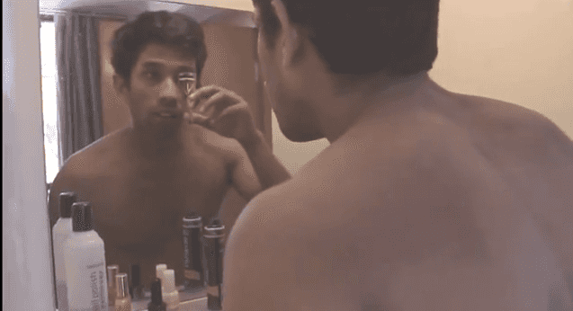 VIDEO – “Is My Hair Undone?” The Armpit Song Really Sums Up How Tough A Beauty Routine Actually Is