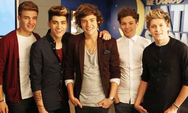 One Direction Pose For “The Cutest Selfie Ever”