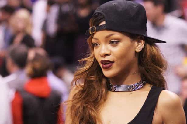 On Again? Rihanna Spotted With Rapper Ex-Boyfriend At New York Nightclub On Again? Rihanna Spotted With Rapper Ex-Boyfriend At New York Nightclub