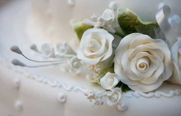 Tired Of Waiting For Prince Charming? This New Service Lets You Marry Yourself With The Dream Wedding Day Tired Of Waiting For Prince Charming? This New Service Lets You Marry Yourself With The Dream Wedding Day