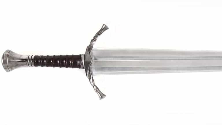 Photos: Lord of the Rings Movie Props to go Under the Hammer