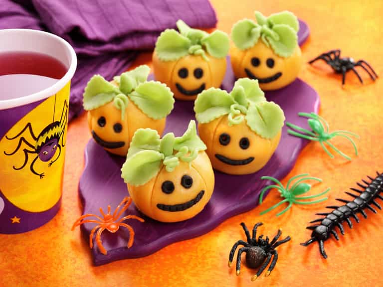 Recipe: Yummy Marzipan Pumpkin Truffles