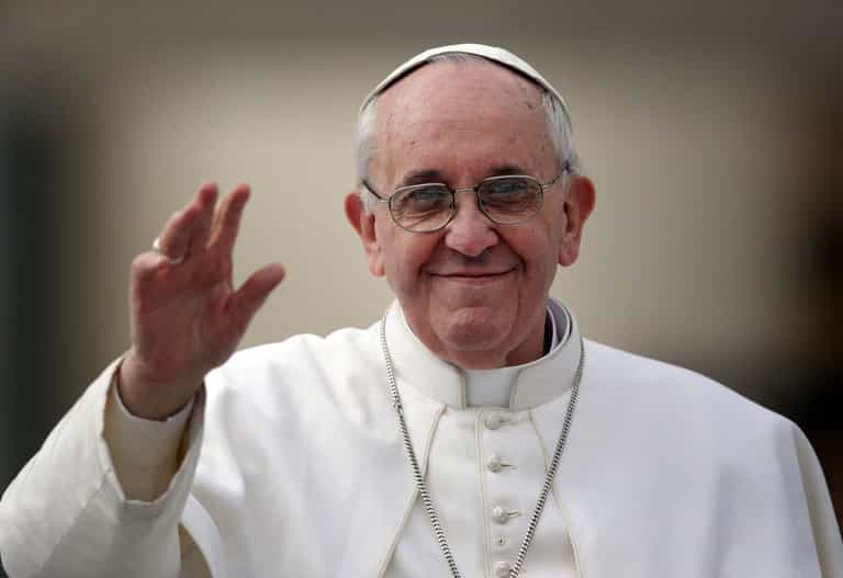 PICTURE – Pope Clowns Around With Newlywed Couple To Help Promote A Charity