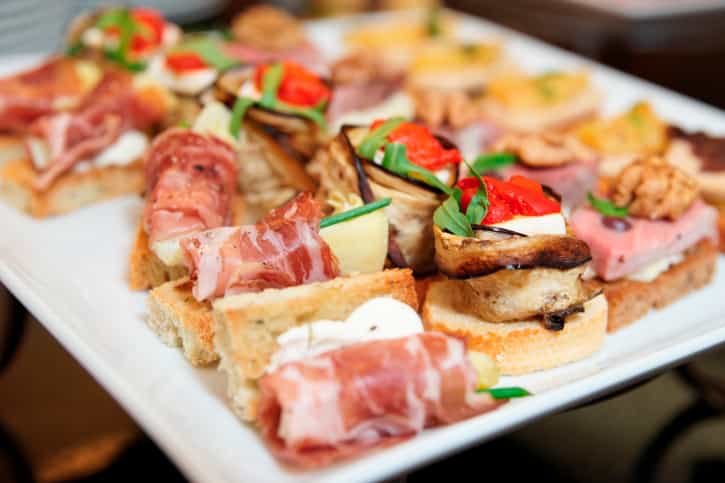 Thirteen Cool Foods to Try in 2014