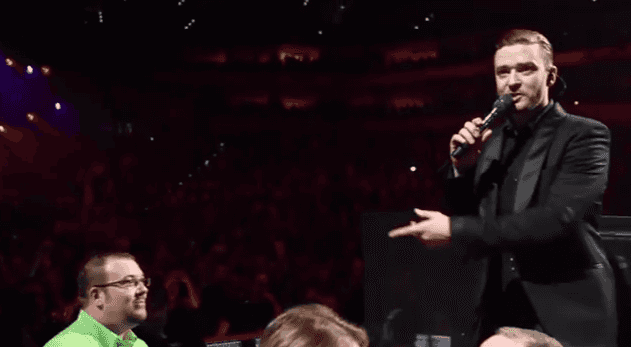 VIDEO – What A Gent! Justin Timberlake Helps Fan Propose To His Girlfriend