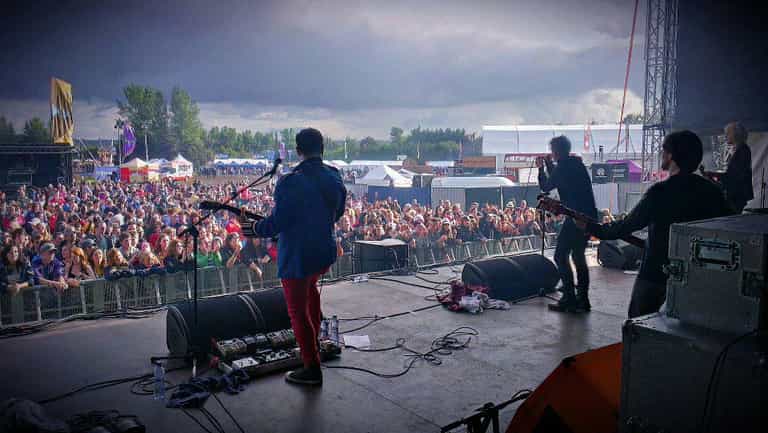 “We’ve Decided to Bring Down the Curtain”: Irish Band Announce Split After 11 Years