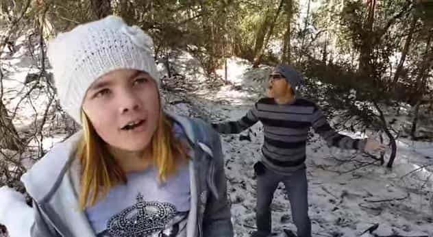 VIDEO – Dad Perfectly Videobombs His Daughter While She Sings Let It Go From Frozen