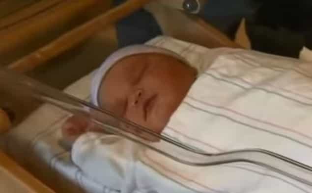 Woman Gives Birth To 14.5 Pound Baby Daughter Woman Gives Birth To 14.5 Pound Baby Daughter