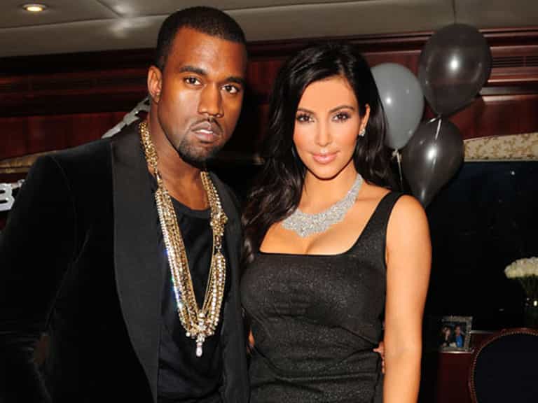 AWKWARD: E! News Are All Set for a Very Funny Report About #KIMYE in Ireland AWKWARD: E! News Are All Set for a Very Funny Report About #KIMYE in Ireland