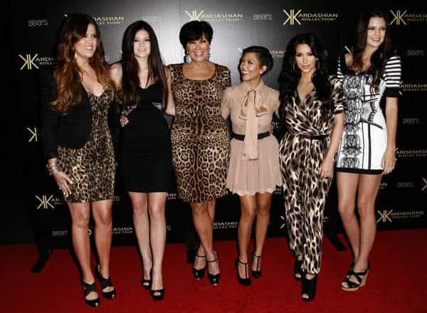 PREGNANT! There’s Another Kardashian Baby on the Way PREGNANT! There’s Another Kardashian Baby on the Way