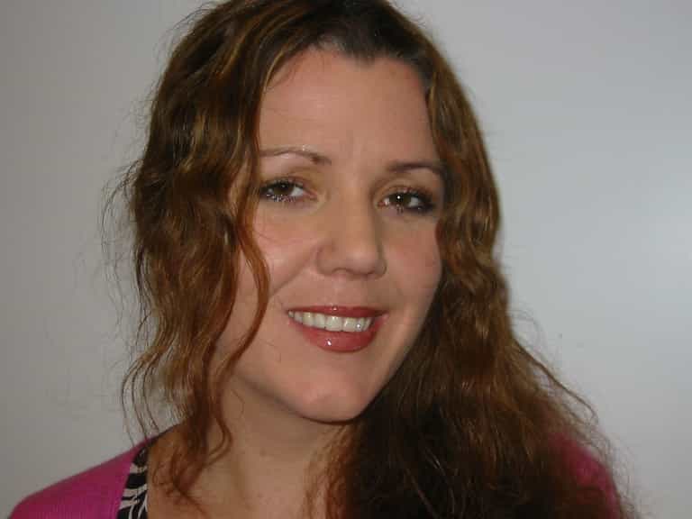 Irish Women In Business – Fashion Designer Jennifer Rothwell Irish Women In Business – Fashion Designer Jennifer Rothwell