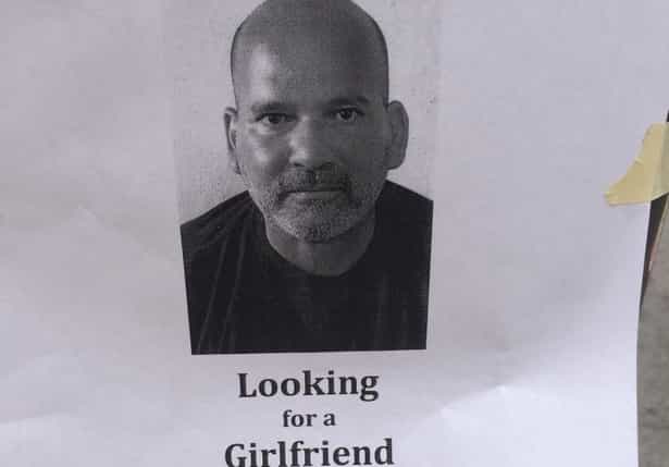 PICTURE: This Man Really, Really Wants a Girlfriend