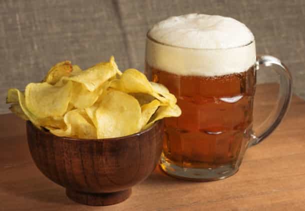 Here Are The Top 10 Irish Towns With The Most Pubs Per Person (You’re Welcome)