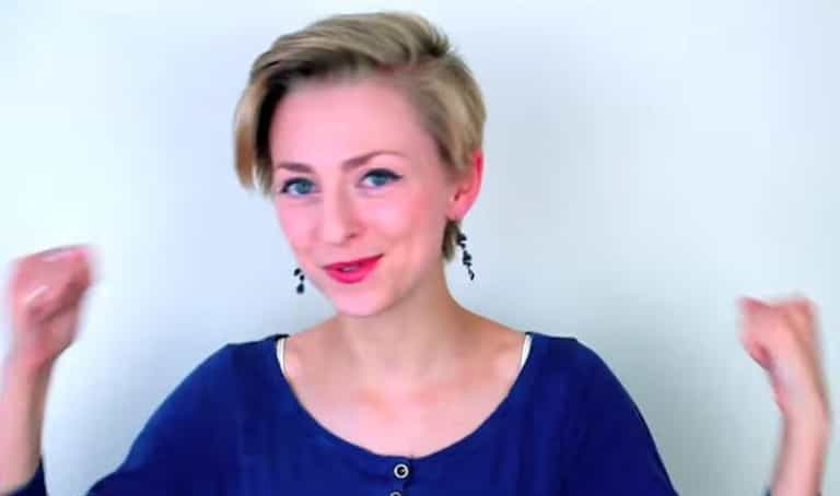 She Takes A Photo – Woman Creates Amazing Time-Lapse Video Documenting Her Struggles With Anxiety