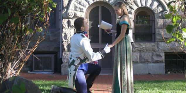 This Frozen Proposal Pulled Out ALL The Stops For A Fairytale Moment… This Frozen Proposal Pulled Out ALL The Stops For A Fairytale Moment…