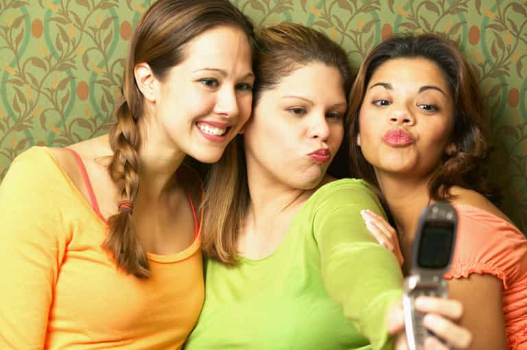 Let Me Brush My Hair… And Take A Selfie. The Selfie Brush Is a Thing