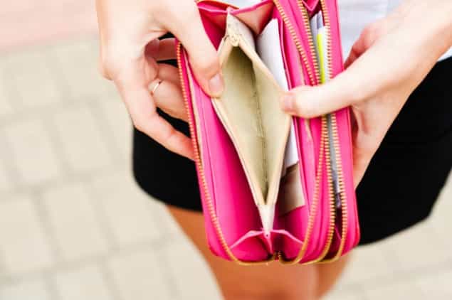 Feeling Stingy? This Study Shows It Could Be Causing You Stress… Feeling Stingy? This Study Shows It Could Be Causing You Stress…